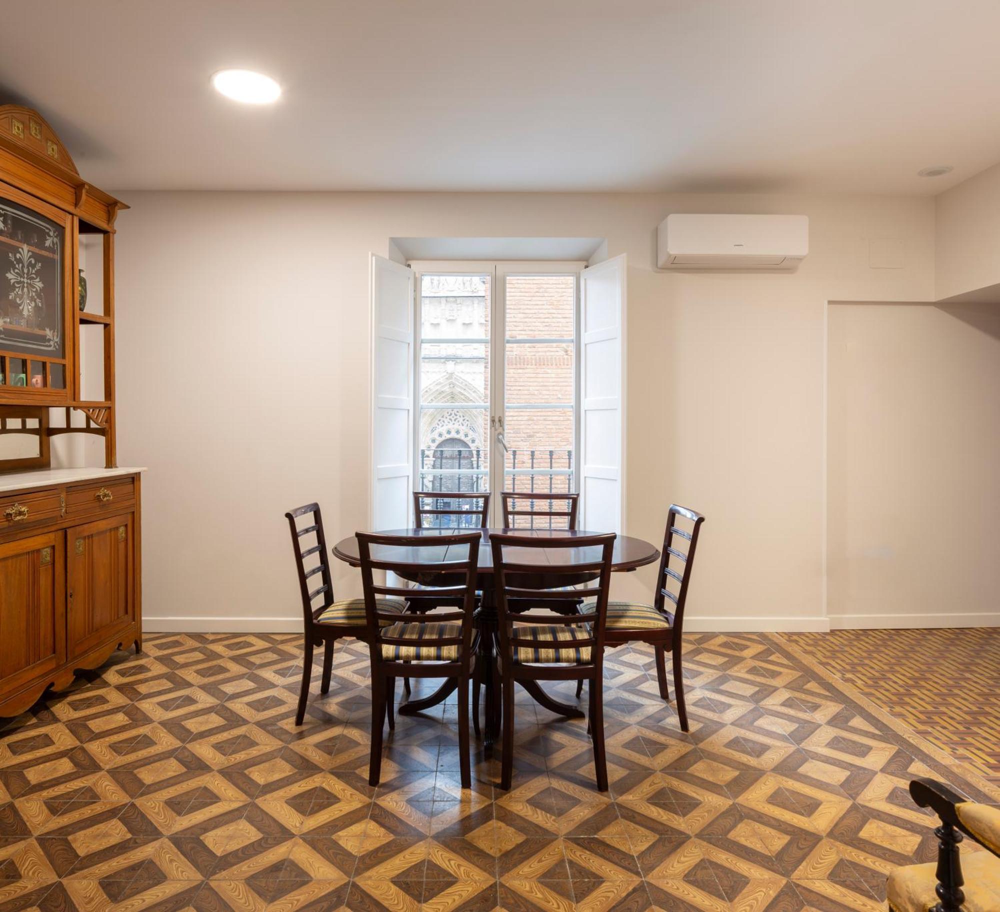 Apartamento Vultus Catedral Homes อาบีลา ภายนอก รูปภาพ